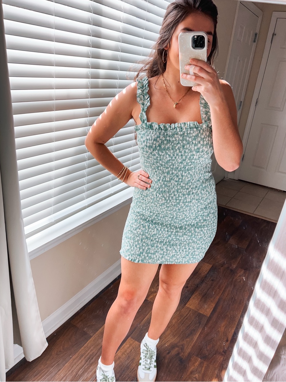 sage green smocked floral mini spring dress women’s size Large